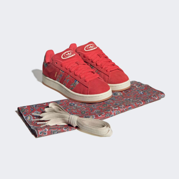 Campus Red