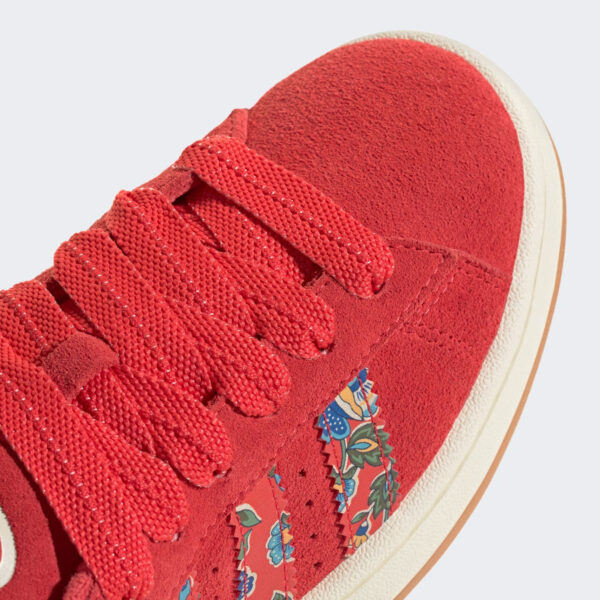 Campus Red